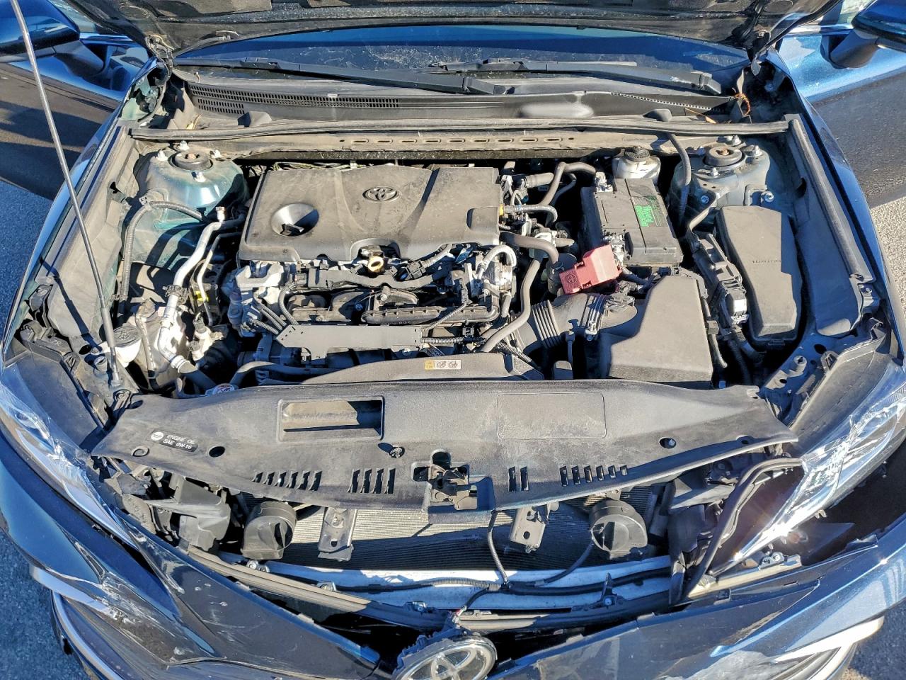 2021 TOYOTA CAMRY LE photo 11