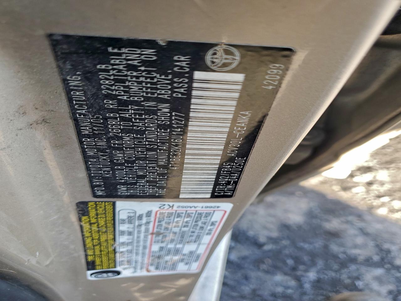 2006 TOYOTA CAMRY LE photo 12