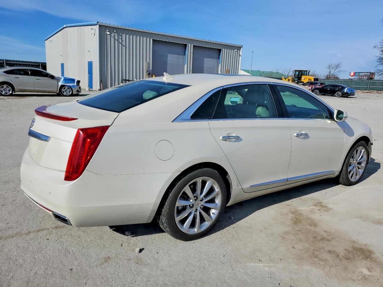 2013 CADILLAC XTS PREMIUM COLLECTION photo 3
