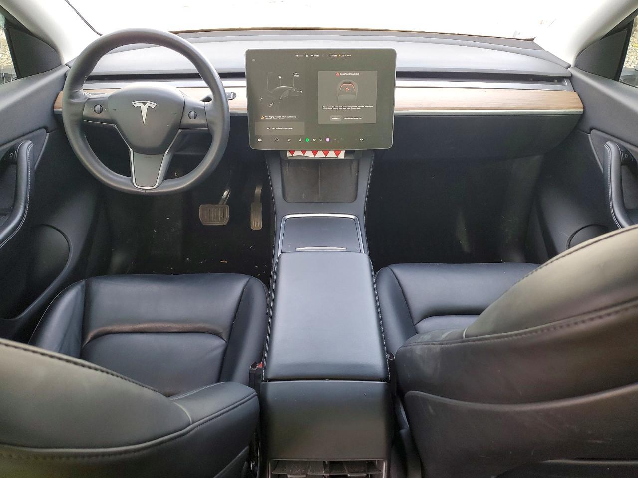 2021 TESLA MODEL Y photo 8