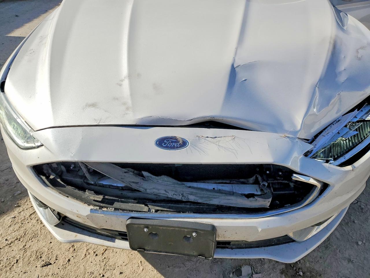 2017 FORD FUSION SE HYBRID photo 11