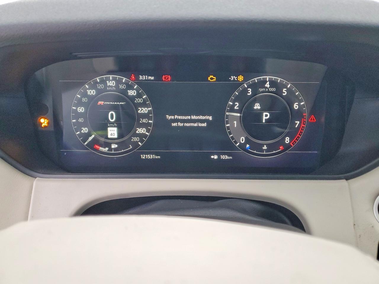 2018 LAND ROVER RANGE ROVER VELAR R-DYNAMIC HSE photo 17