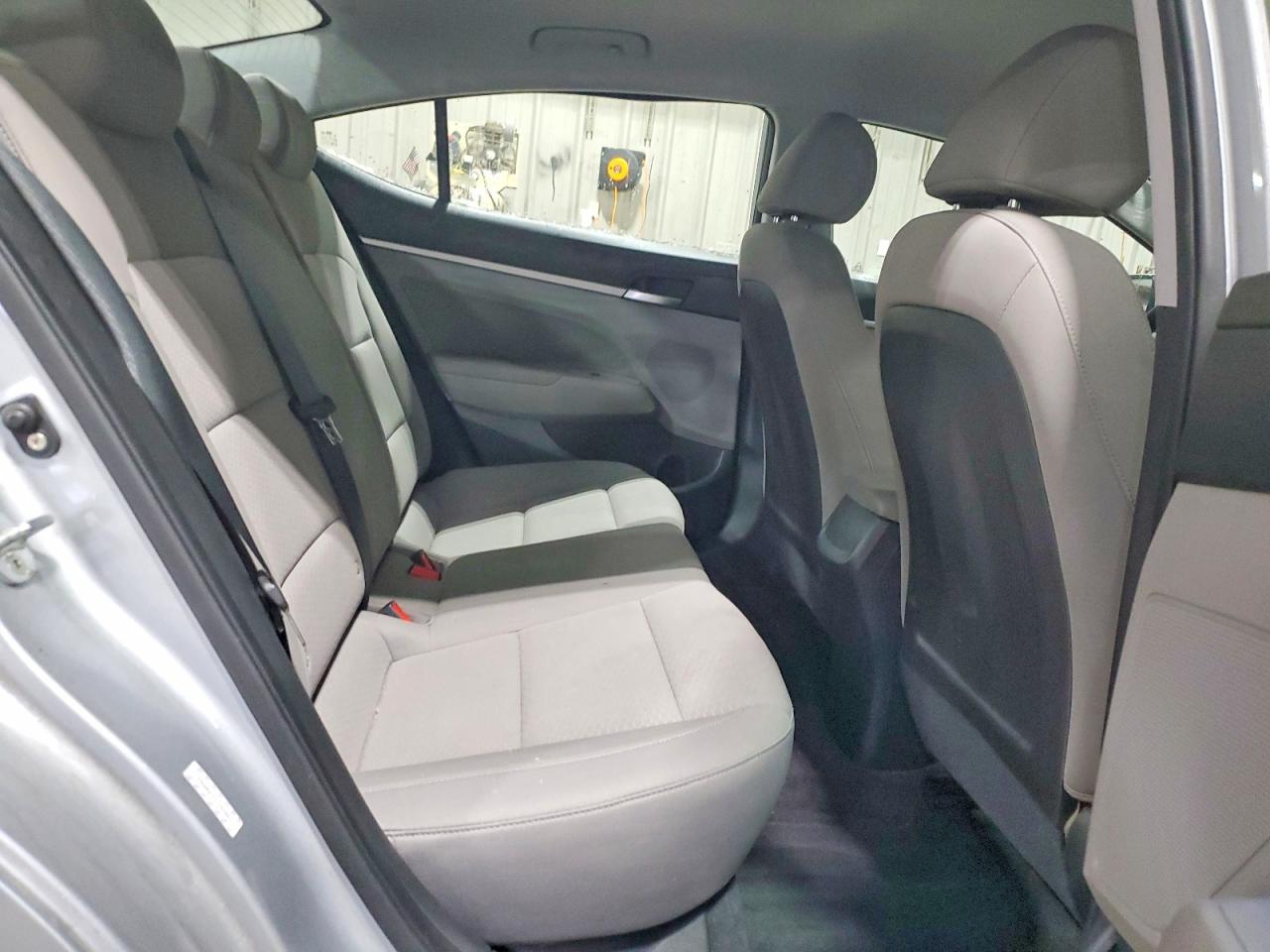 2020 HYUNDAI ELANTRA SEL photo 10