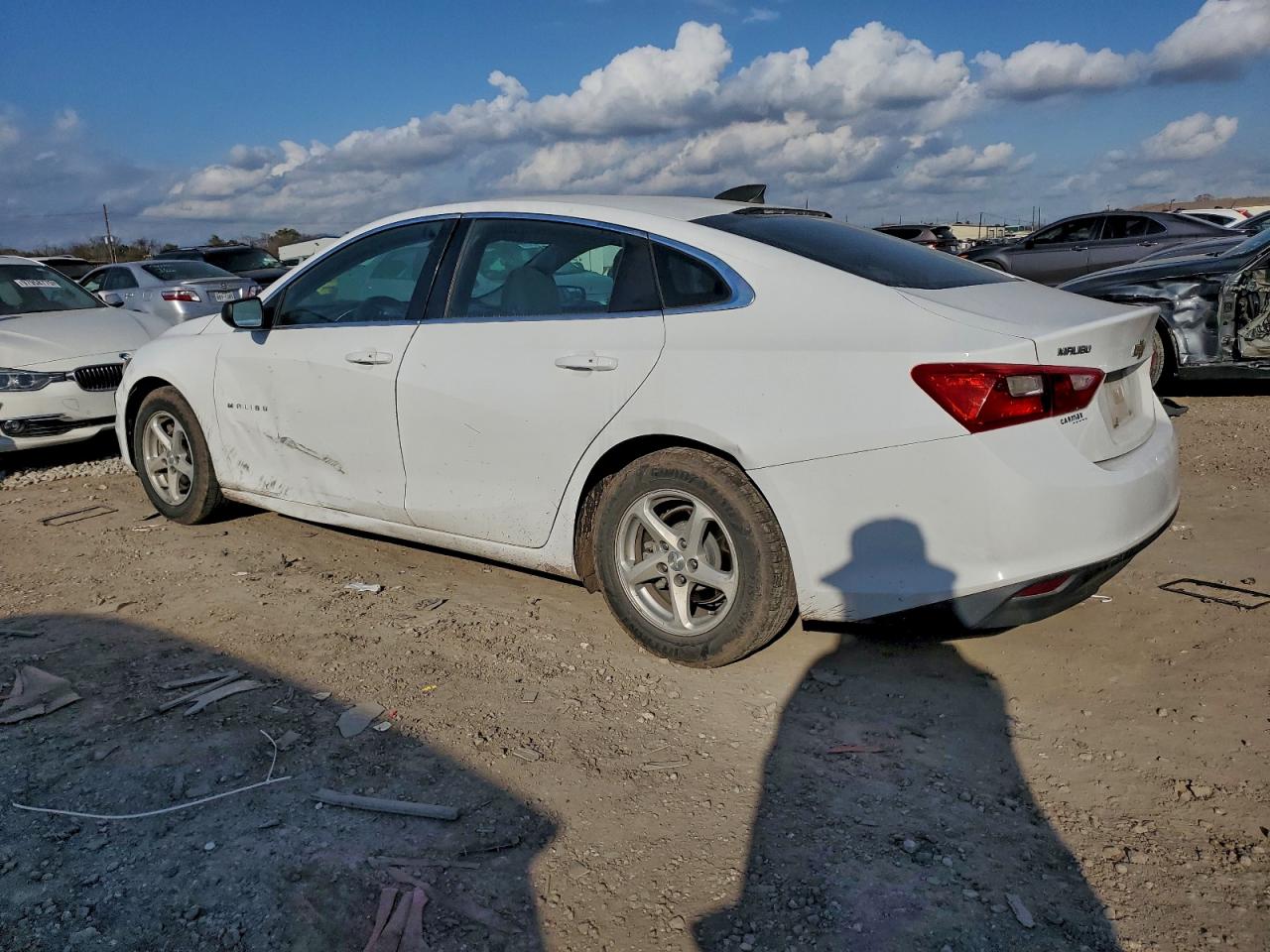 2016 CHEVROLET MALIBU LS photo 2