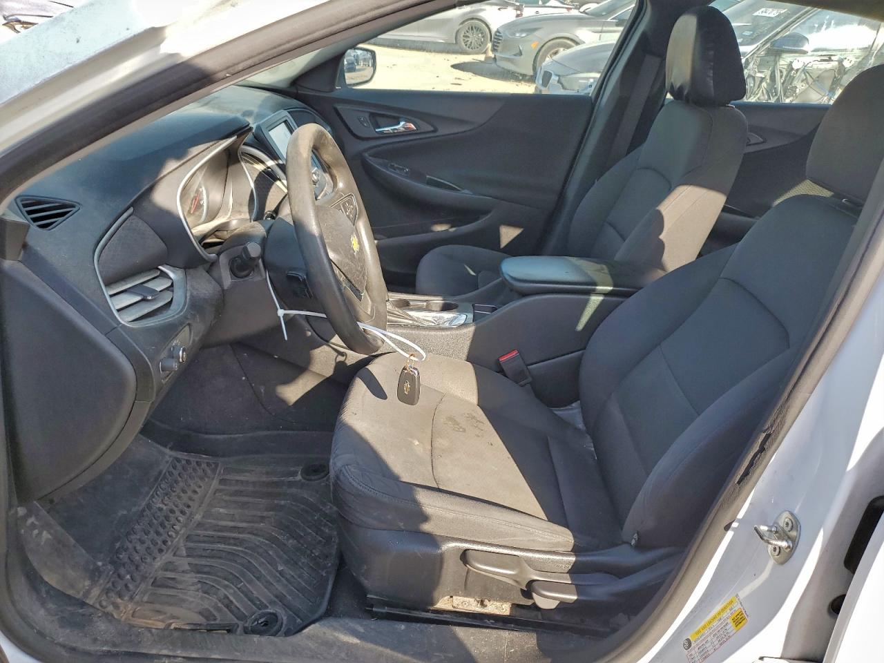 2016 CHEVROLET MALIBU LS photo 7