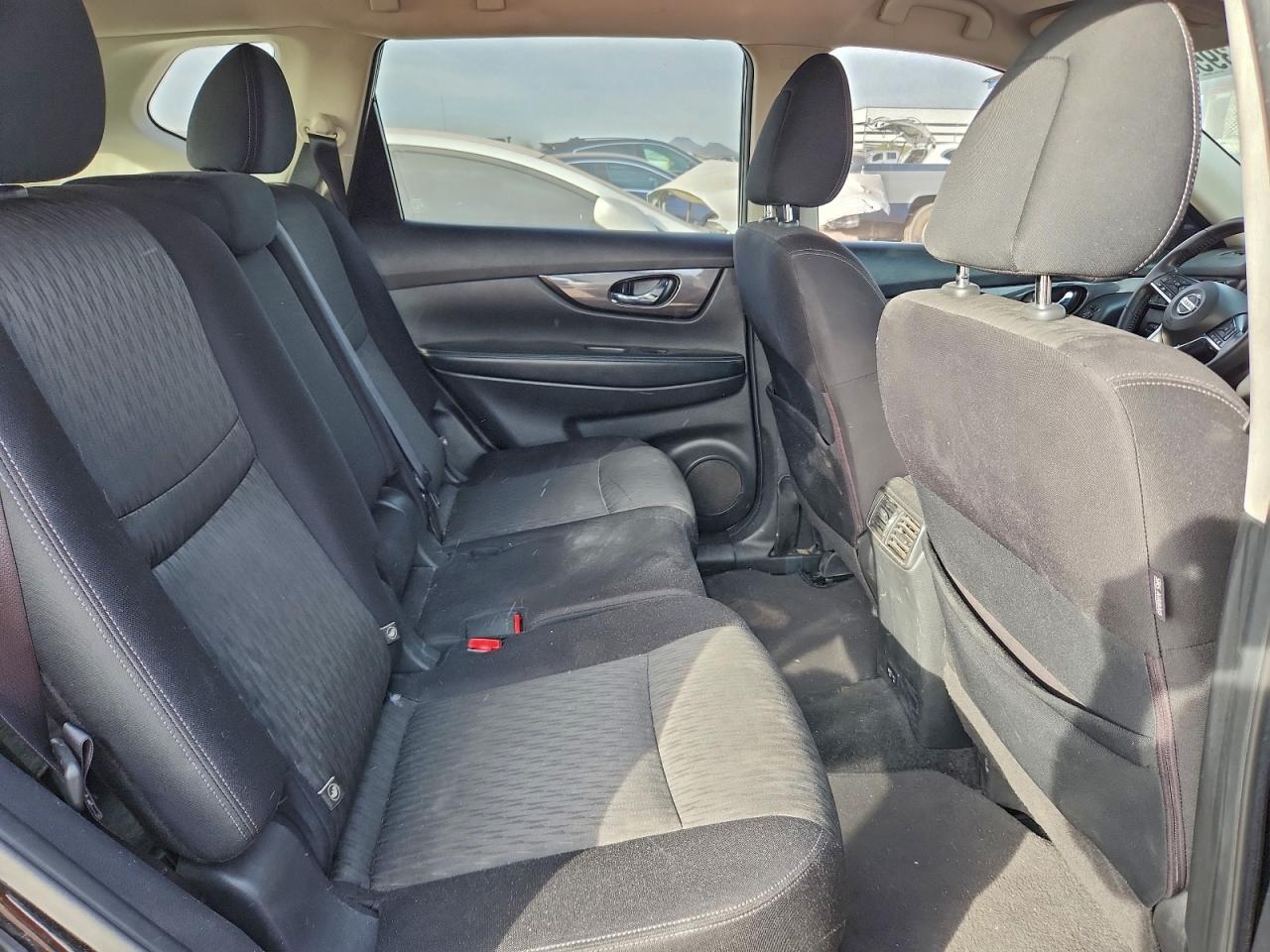 2019 NISSAN ROGUE S photo 11