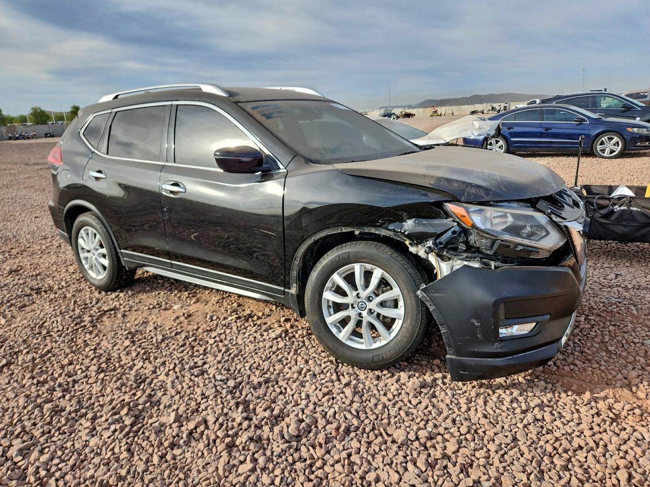 2019 NISSAN ROGUE S photo 4