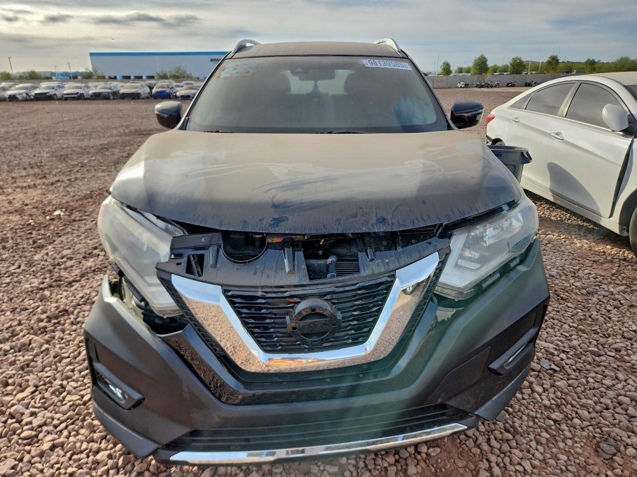 2019 NISSAN ROGUE S photo 5