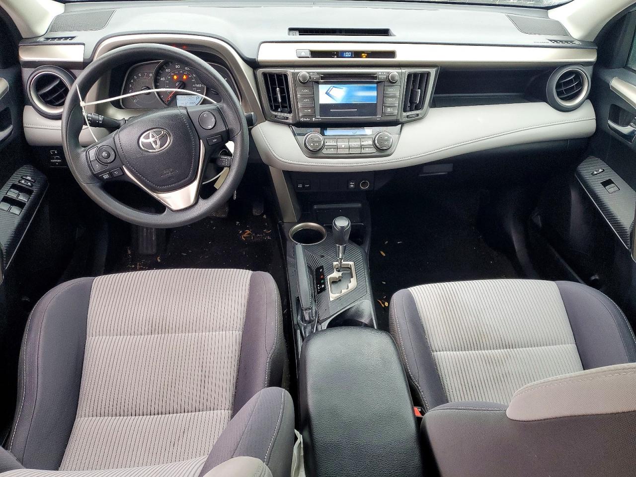 2014 TOYOTA RAV4 XLE photo 8