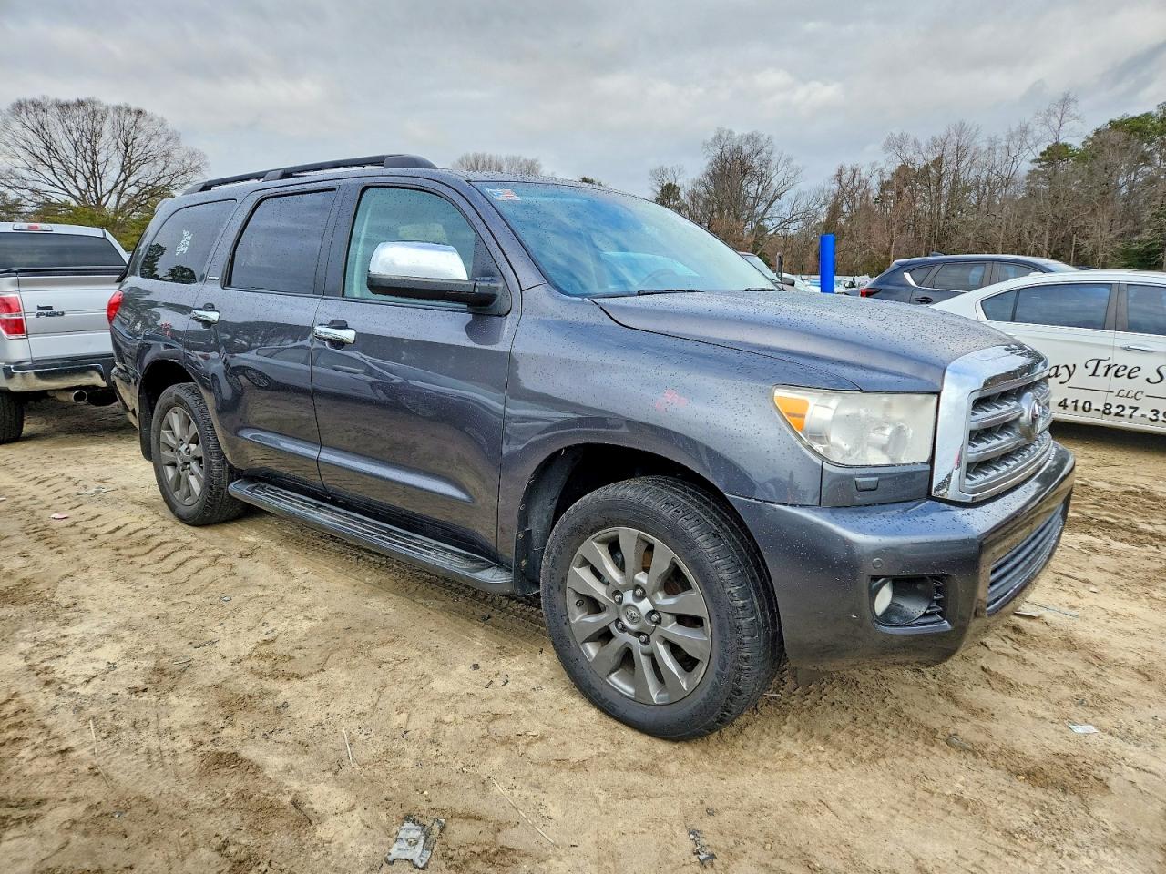 2011 TOYOTA SEQUOIA LIMITED photo 4