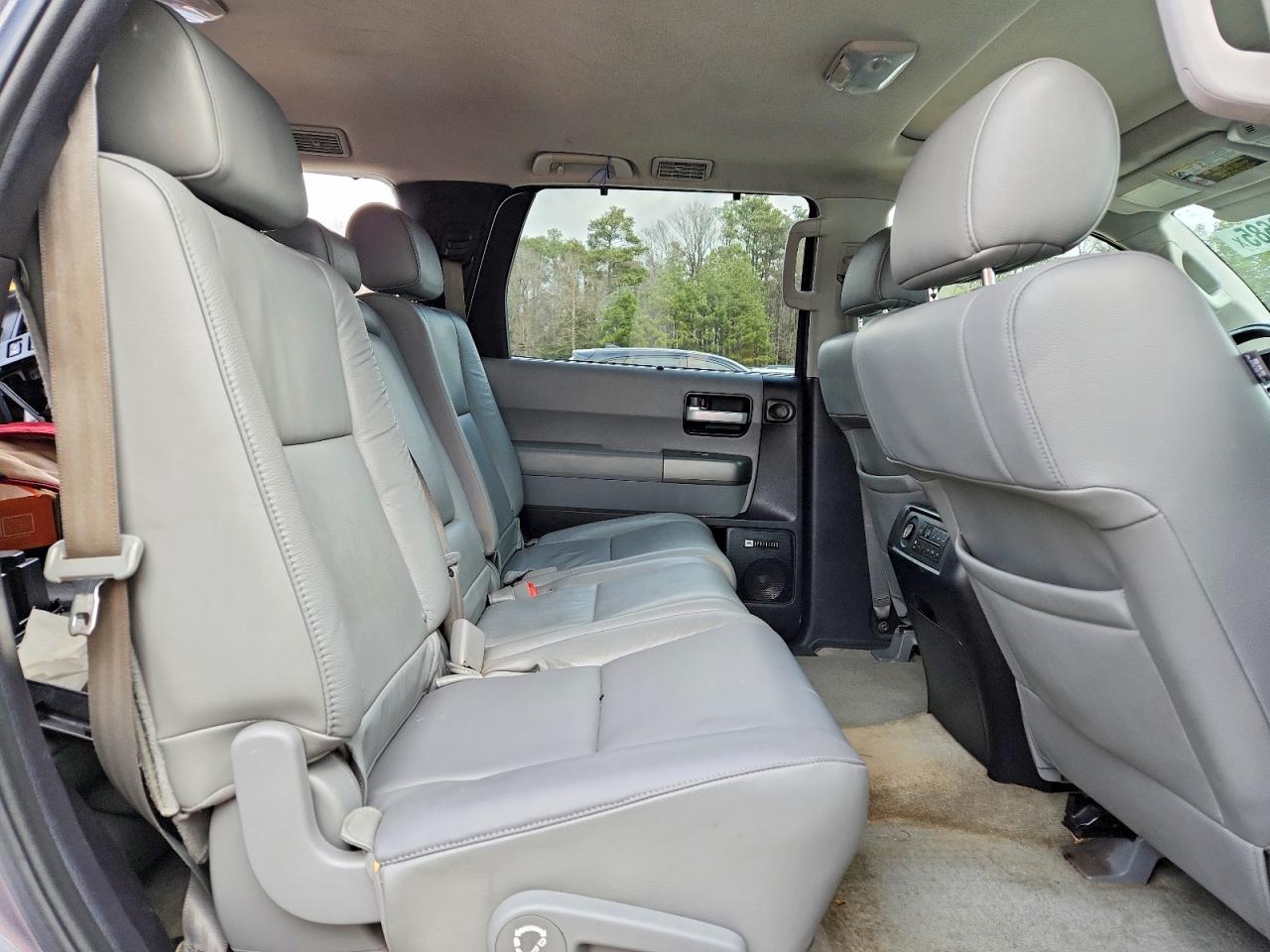 2011 TOYOTA SEQUOIA LIMITED photo 11