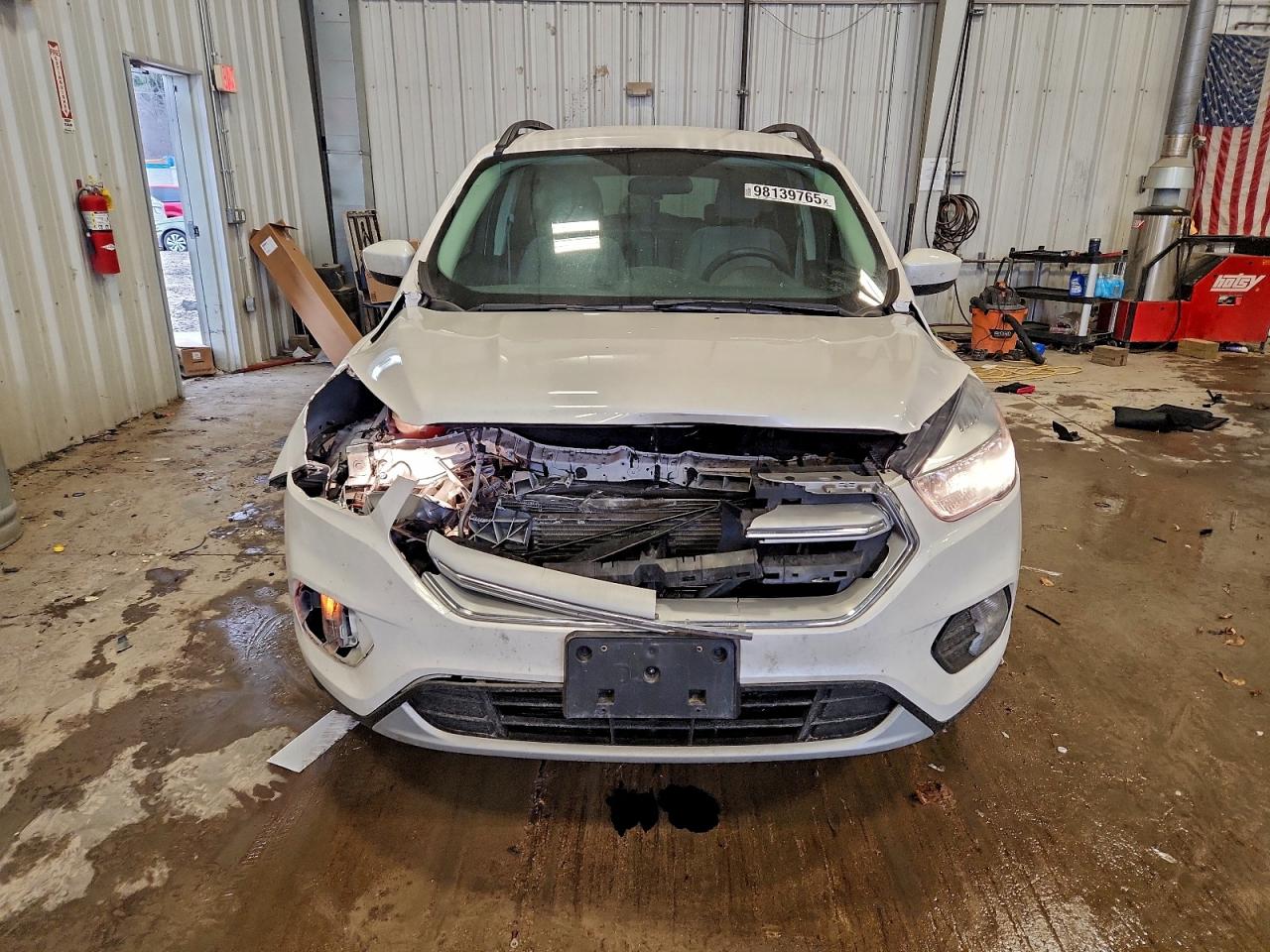 2018 FORD ESCAPE SE photo 5