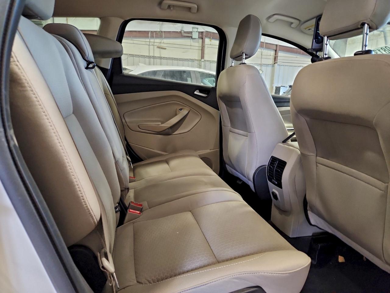 2018 FORD ESCAPE SE photo 11