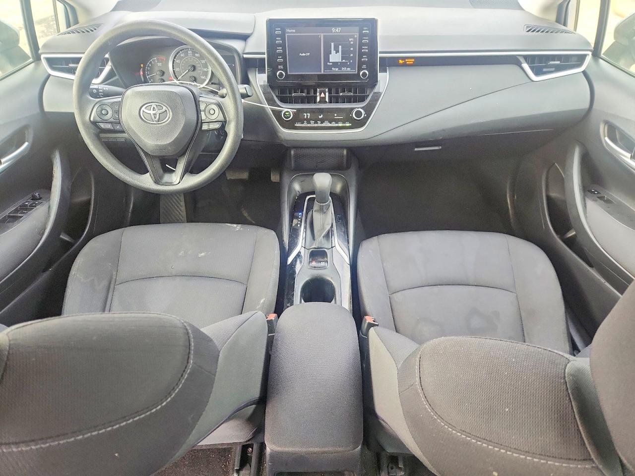 2020 TOYOTA COROLLA LE photo 8