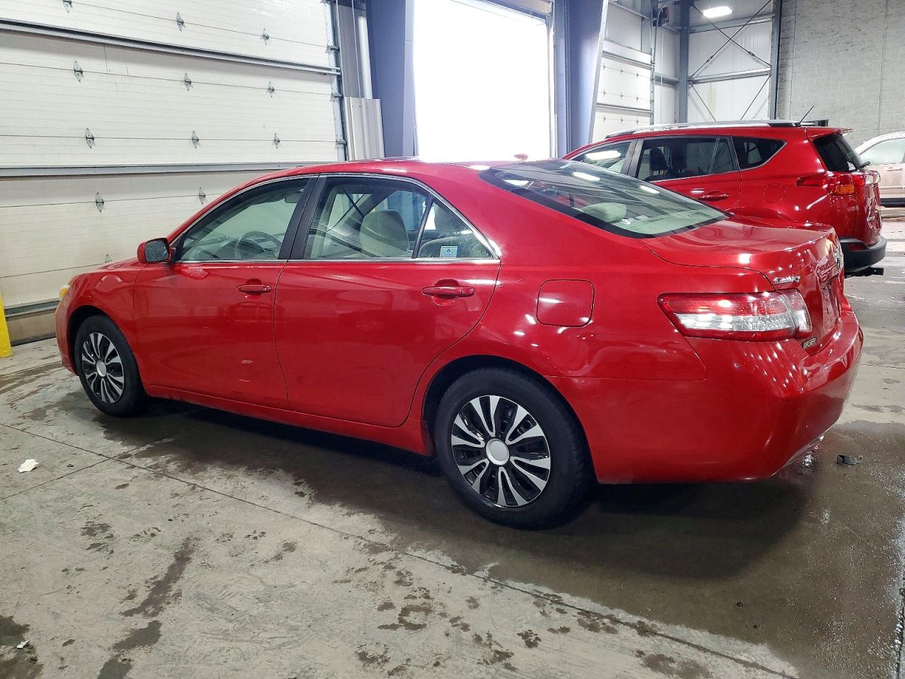 2010 TOYOTA CAMRY BASE photo 2