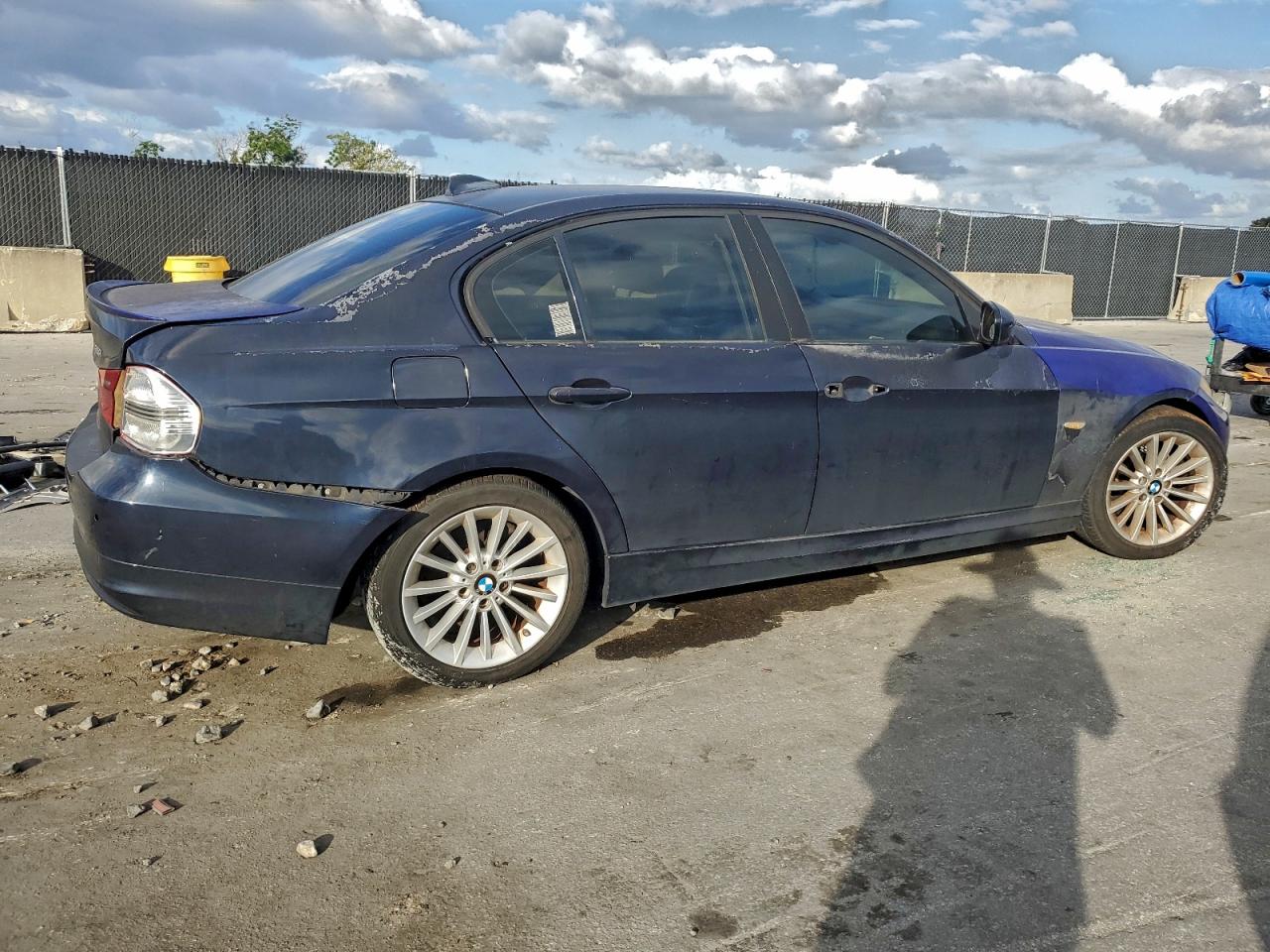 2010 BMW 328 I photo 3