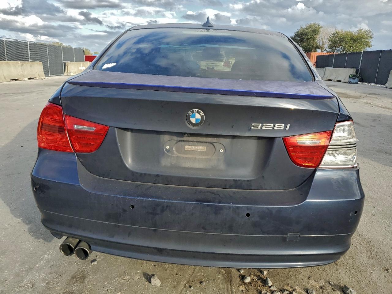 2010 BMW 328 I photo 6