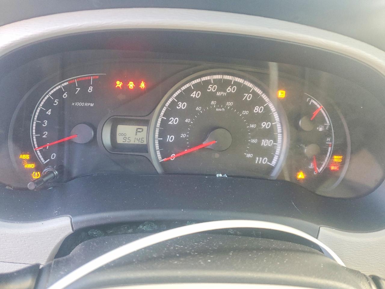 2013 TOYOTA SIENNA LE photo 9
