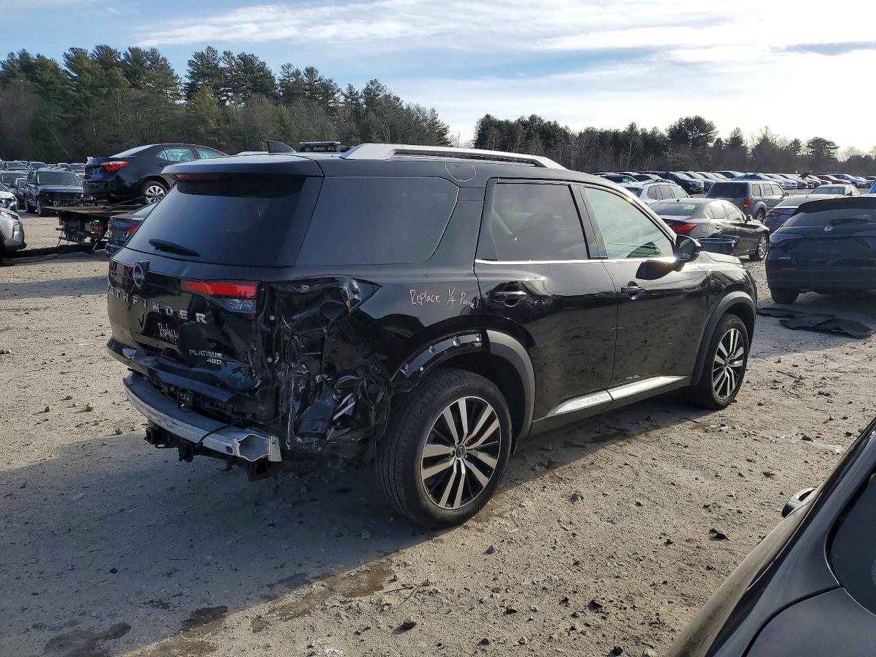 2023 NISSAN PATHFINDER PLATINUM photo 3