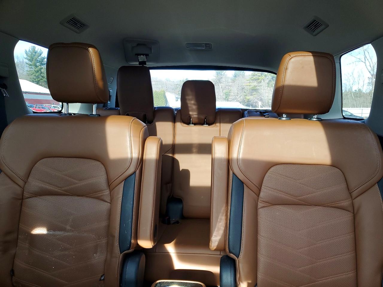 2023 NISSAN PATHFINDER PLATINUM photo 10