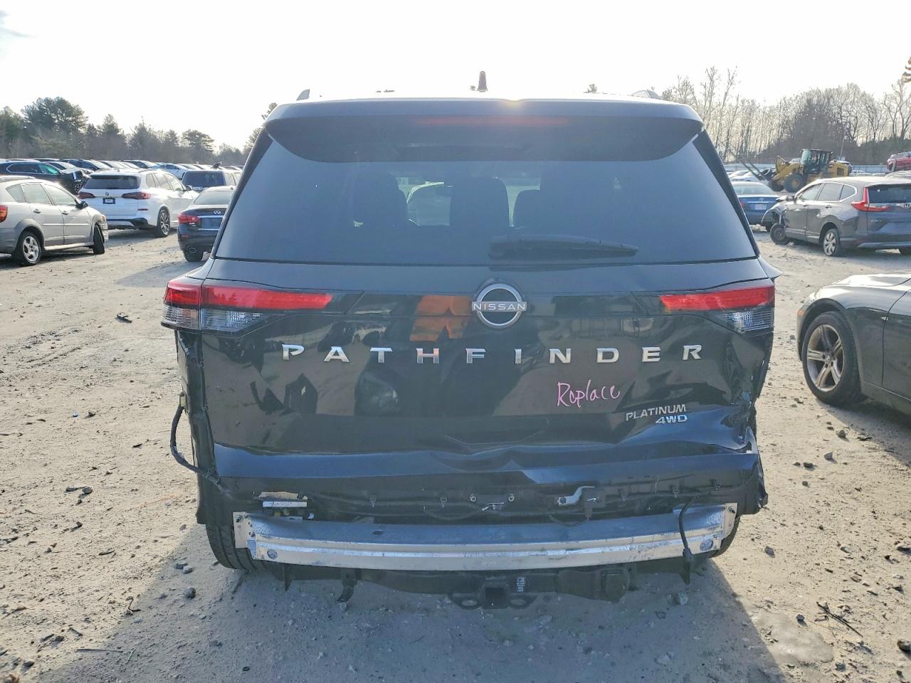 2023 NISSAN PATHFINDER PLATINUM photo 6