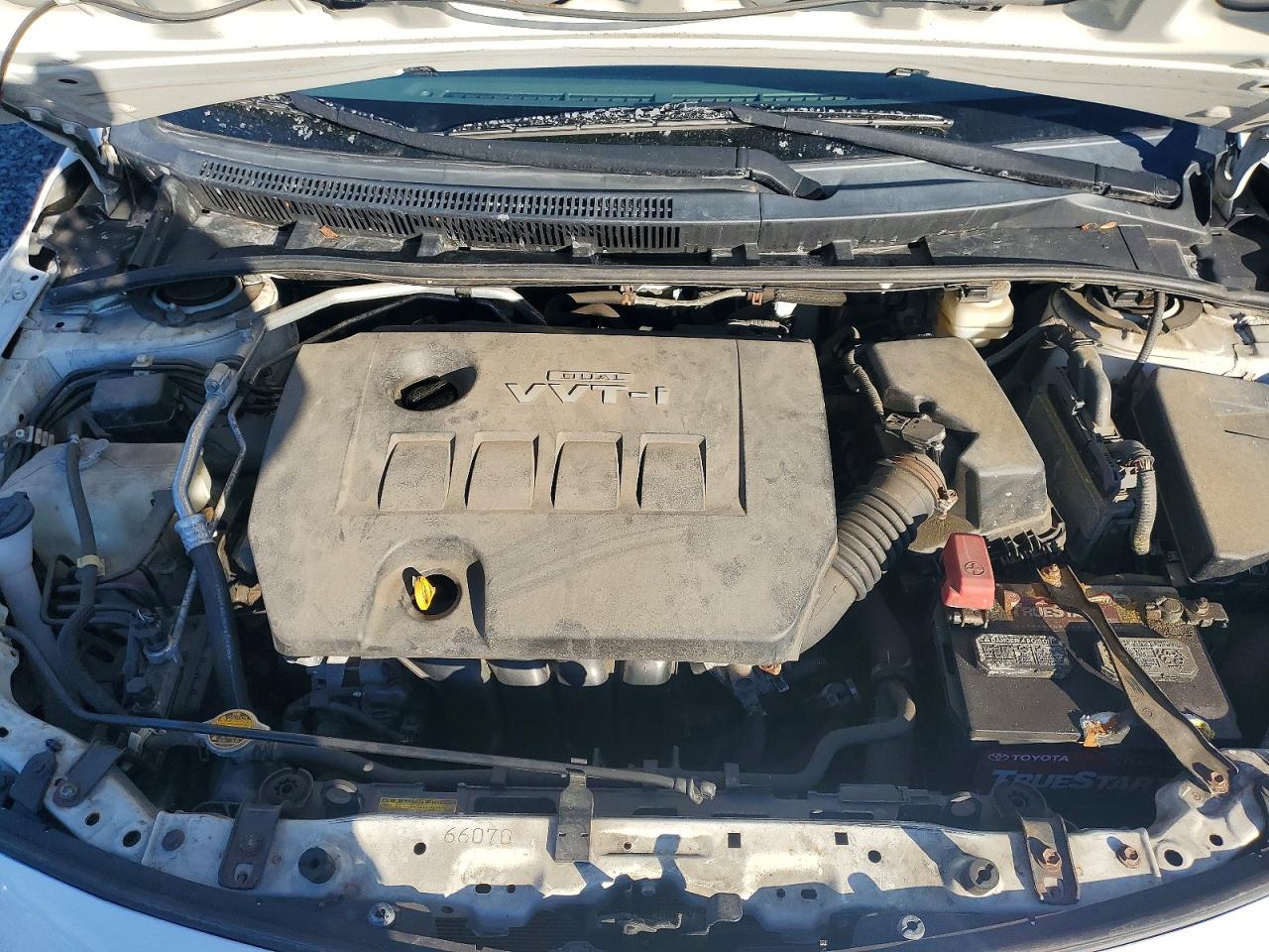 2010 TOYOTA COROLLA BASE photo 11