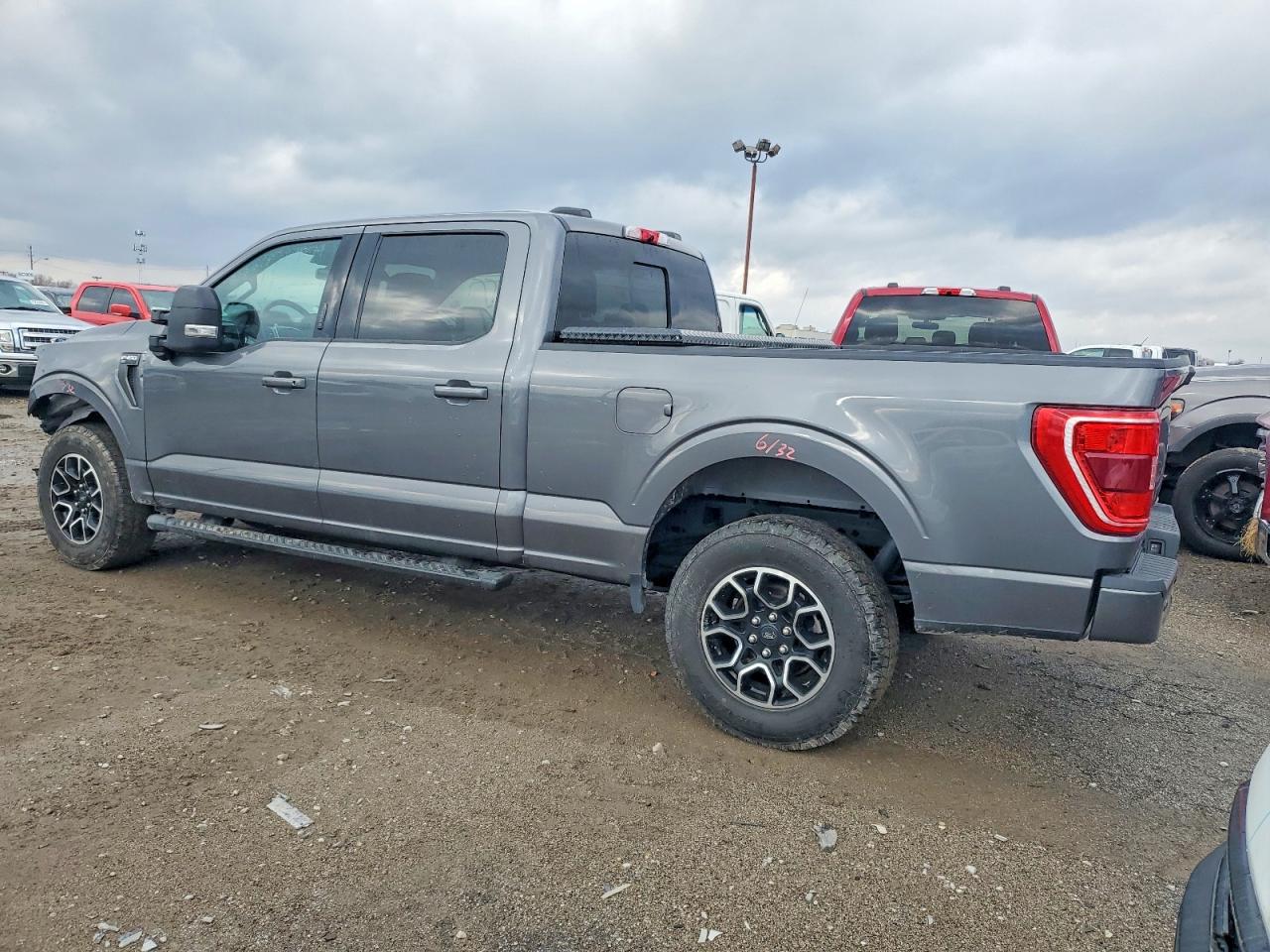 2023 FORD F150 SUPERCREW photo 2