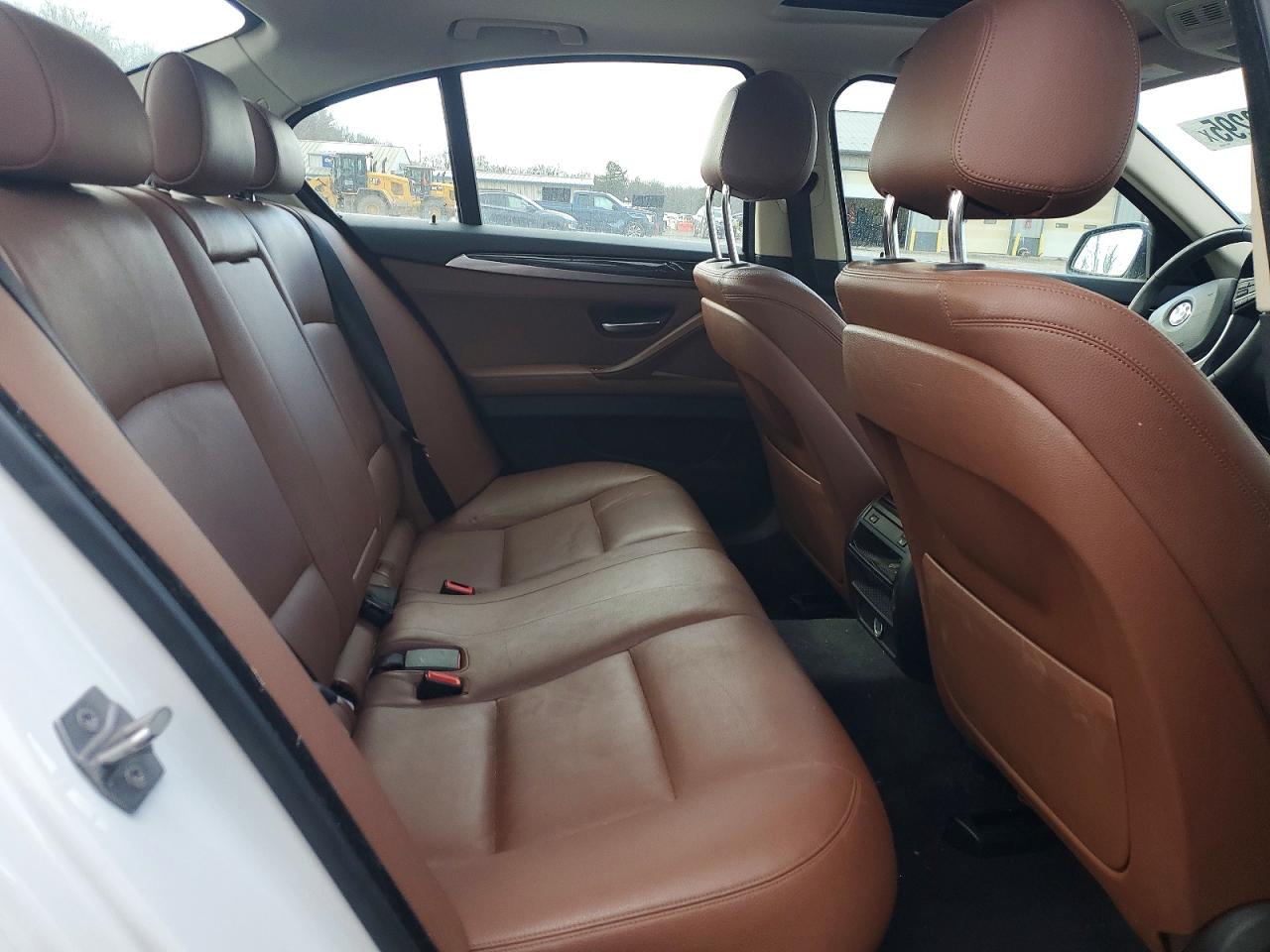 2016 BMW 528 XI photo 10