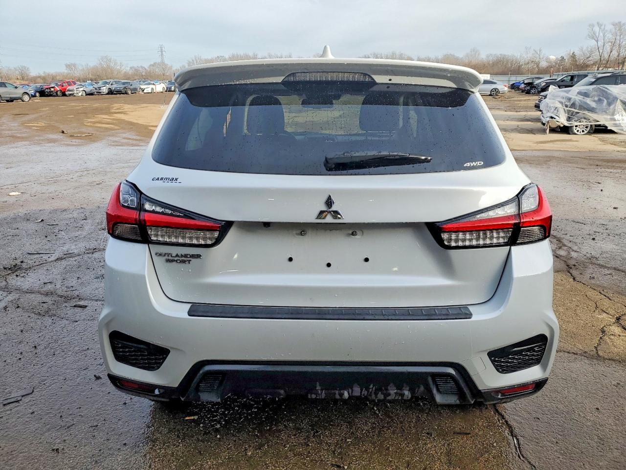 2023 MITSUBISHI OUTLANDER SPORT S/SE photo 6