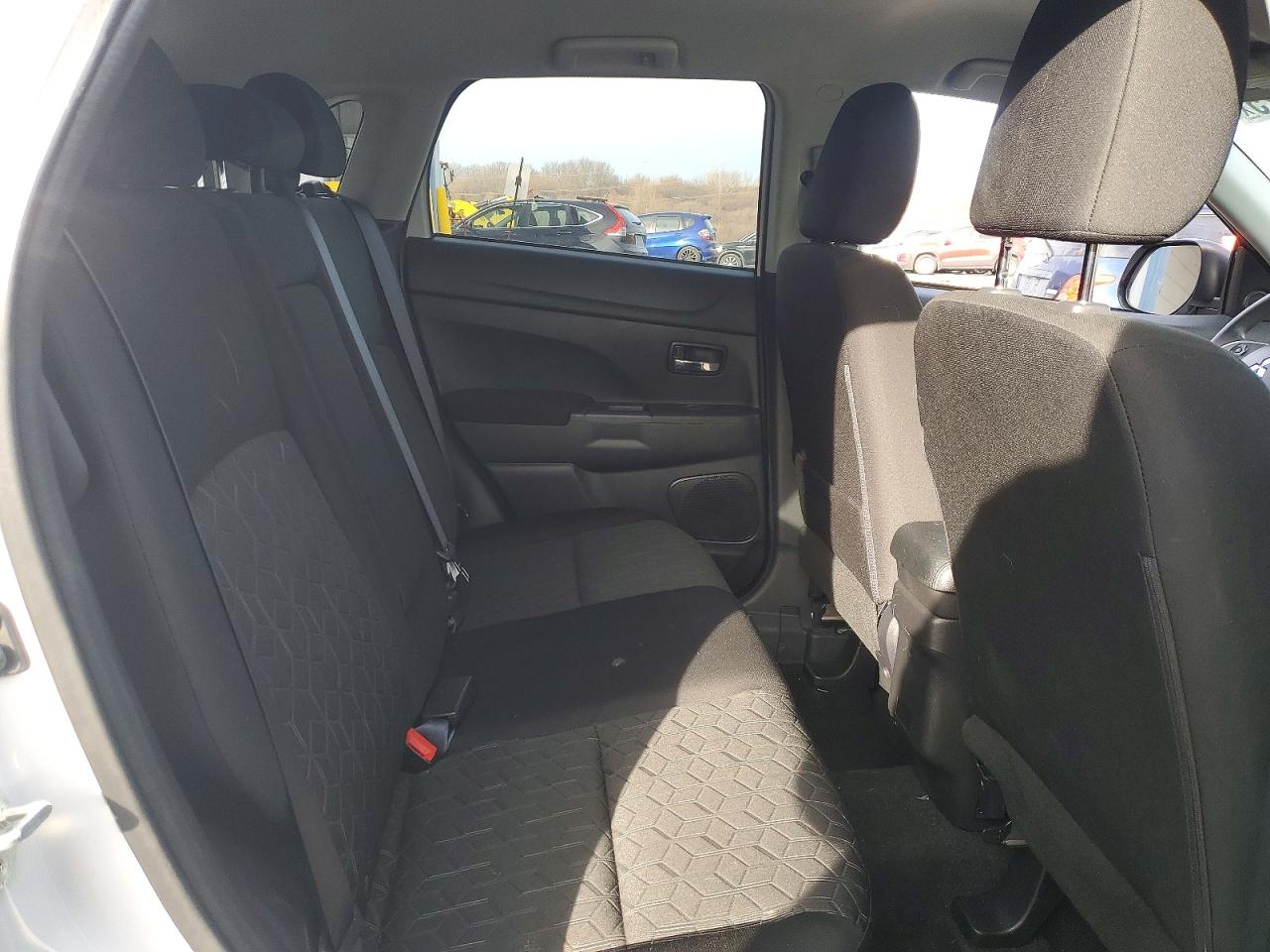 2023 MITSUBISHI OUTLANDER SPORT S/SE photo 11