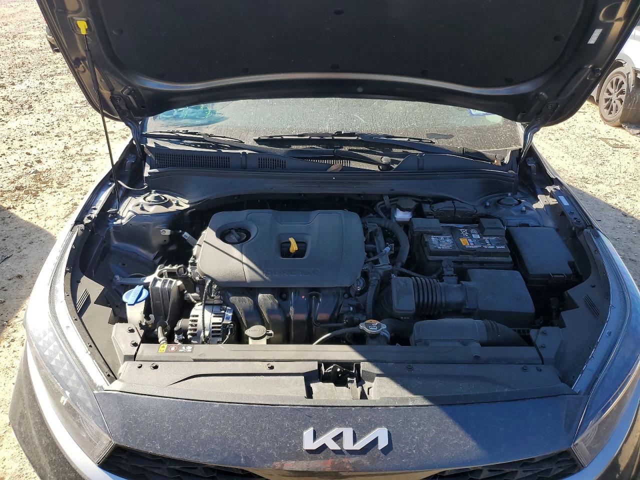 2024 KIA FORTE LX photo 11