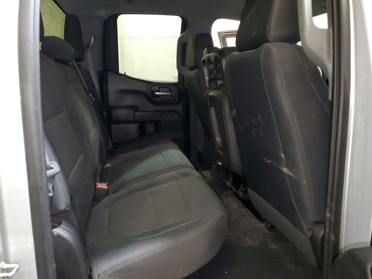 2019 CHEVROLET SILVERADO K1500 CUSTOM photo 10