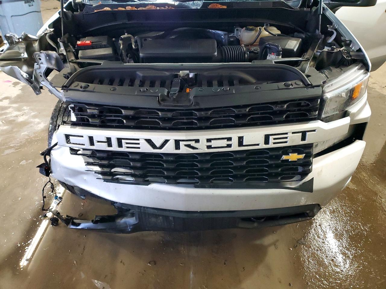 2019 CHEVROLET SILVERADO K1500 CUSTOM photo 11