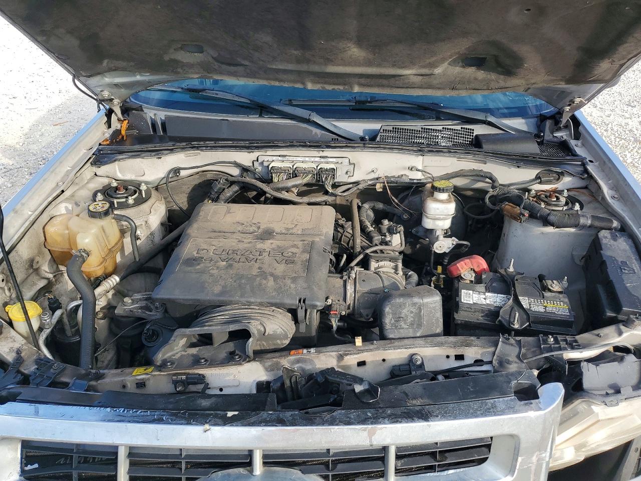 2011 FORD ESCAPE XLT photo 11
