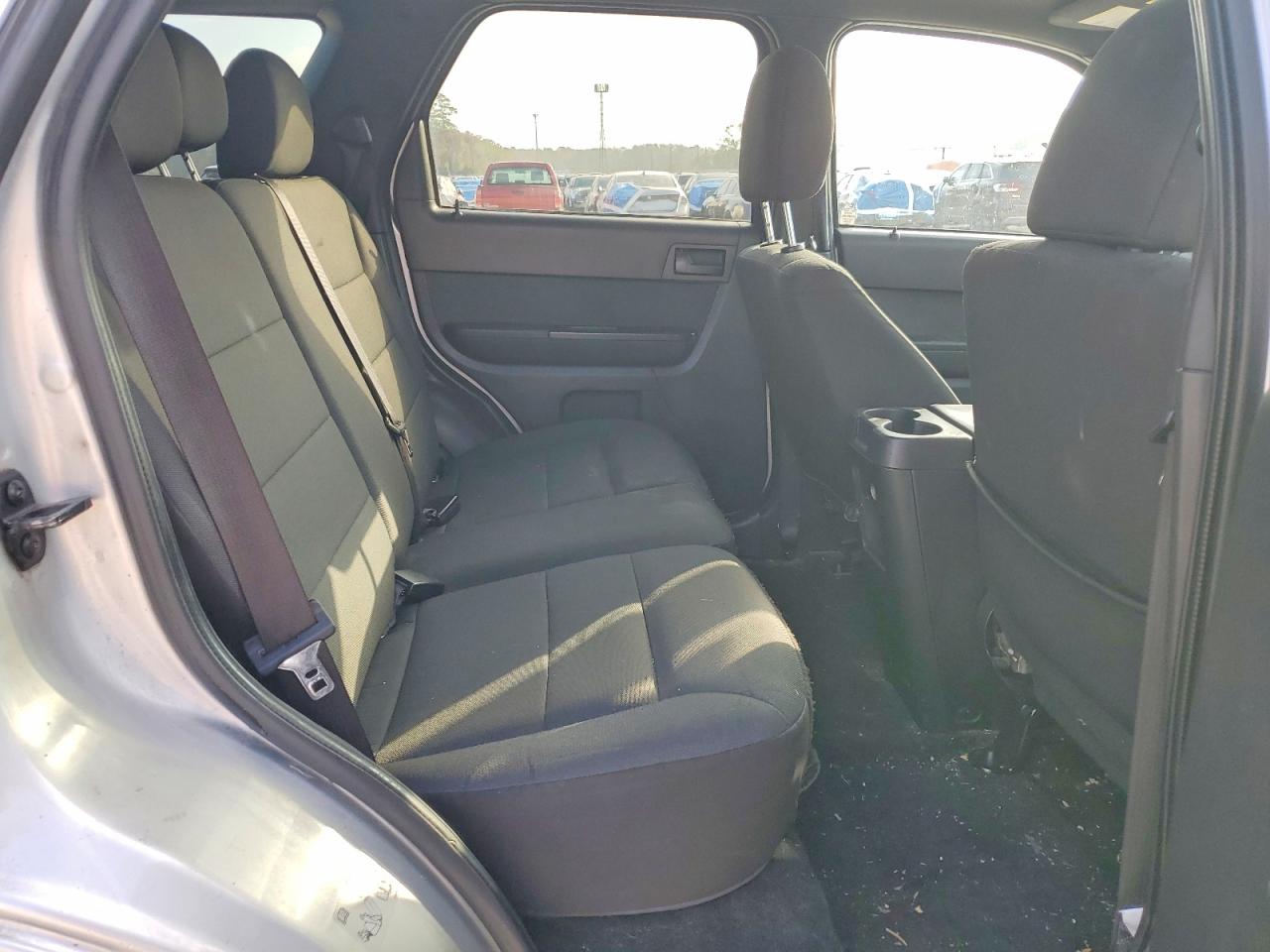 2011 FORD ESCAPE XLT photo 10