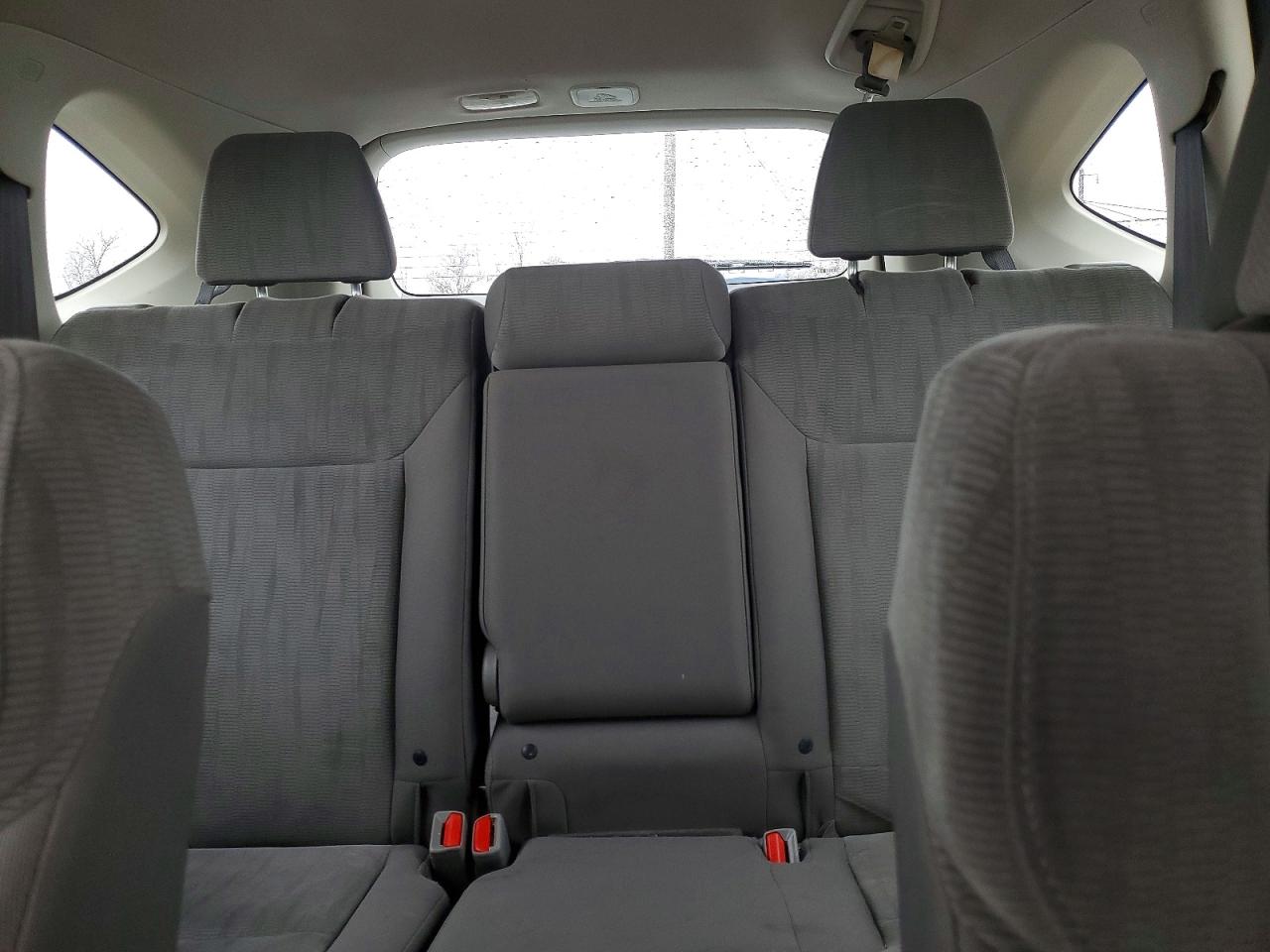 2014 HONDA CR-V LX photo 10