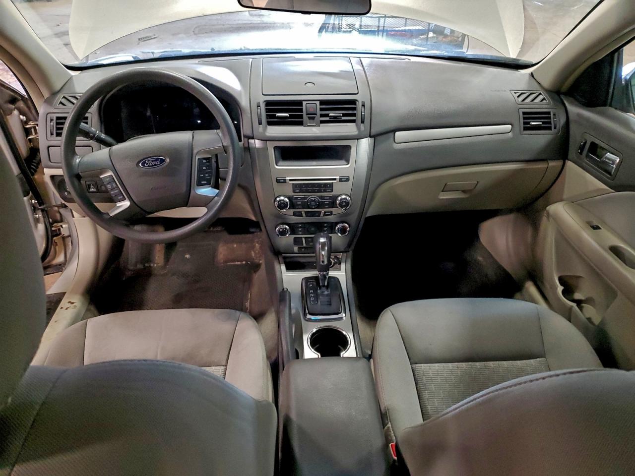 2010 FORD FUSION SE photo 8
