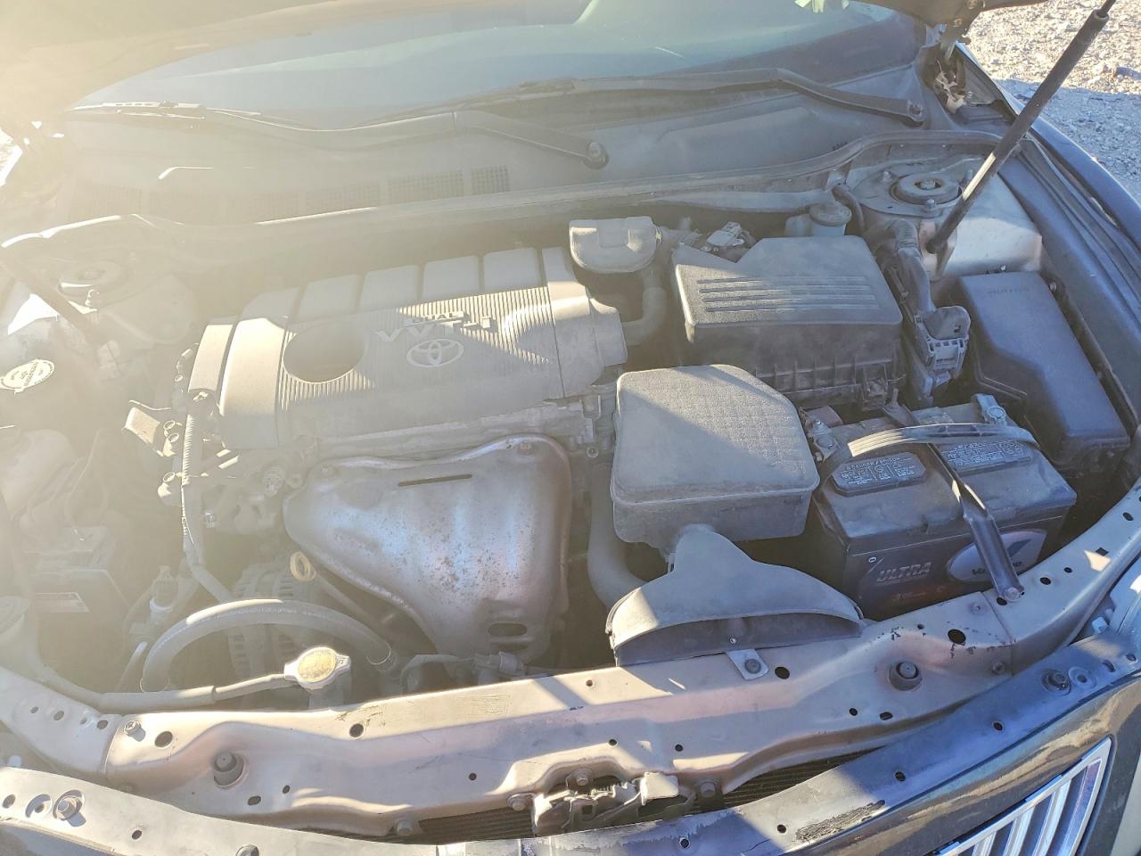 2010 TOYOTA CAMRY BASE photo 11