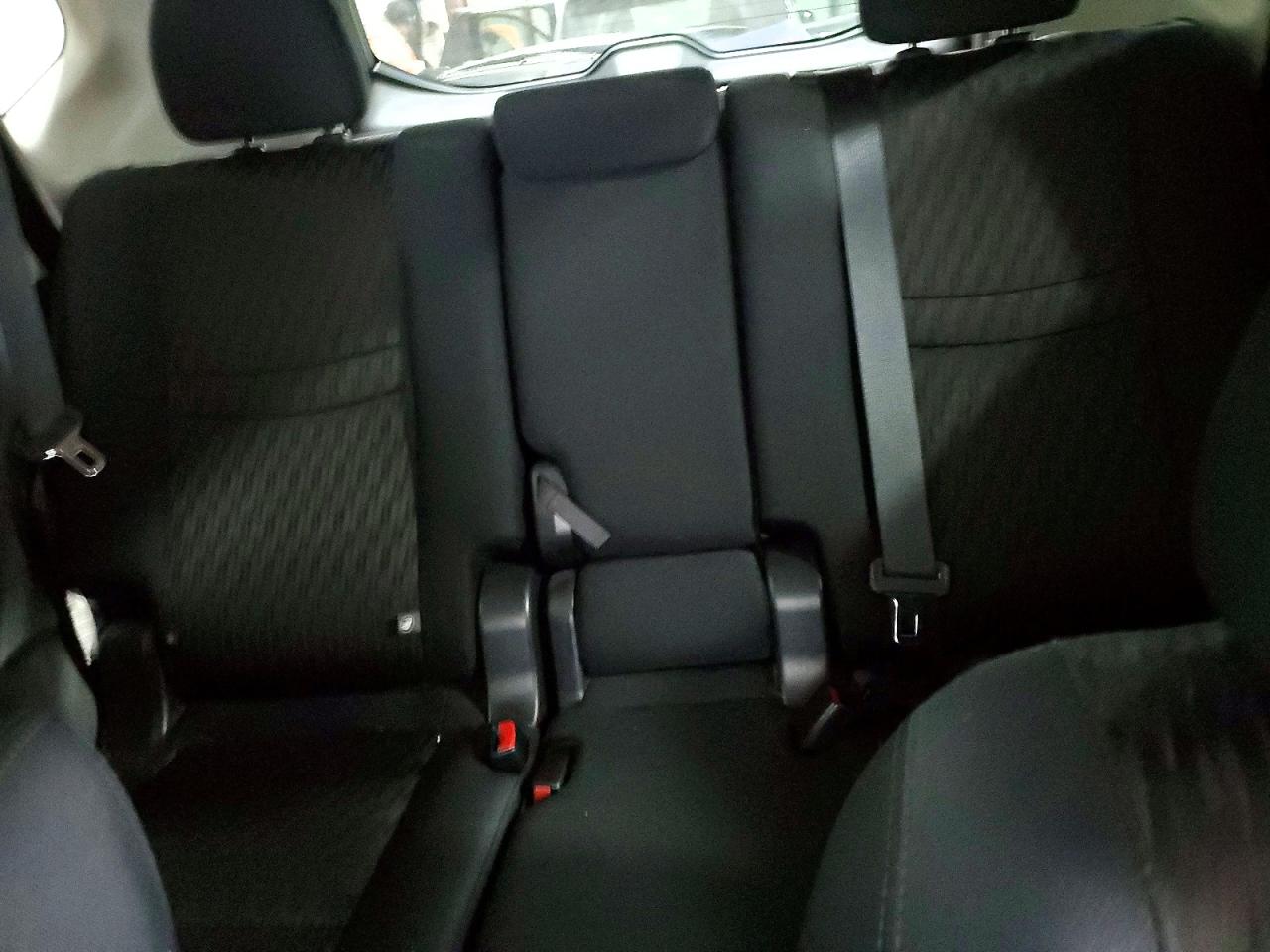 2018 NISSAN ROGUE S photo 10