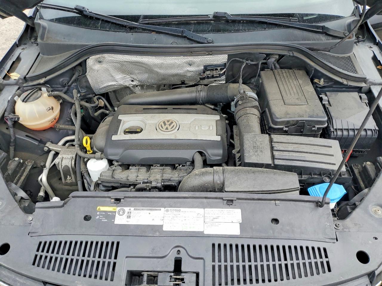 2017 VOLKSWAGEN TIGUAN WOLFSBURG photo 12