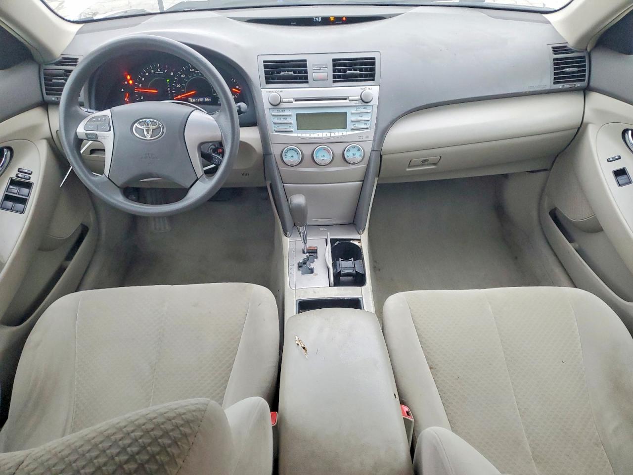 2009 TOYOTA CAMRY BASE photo 8