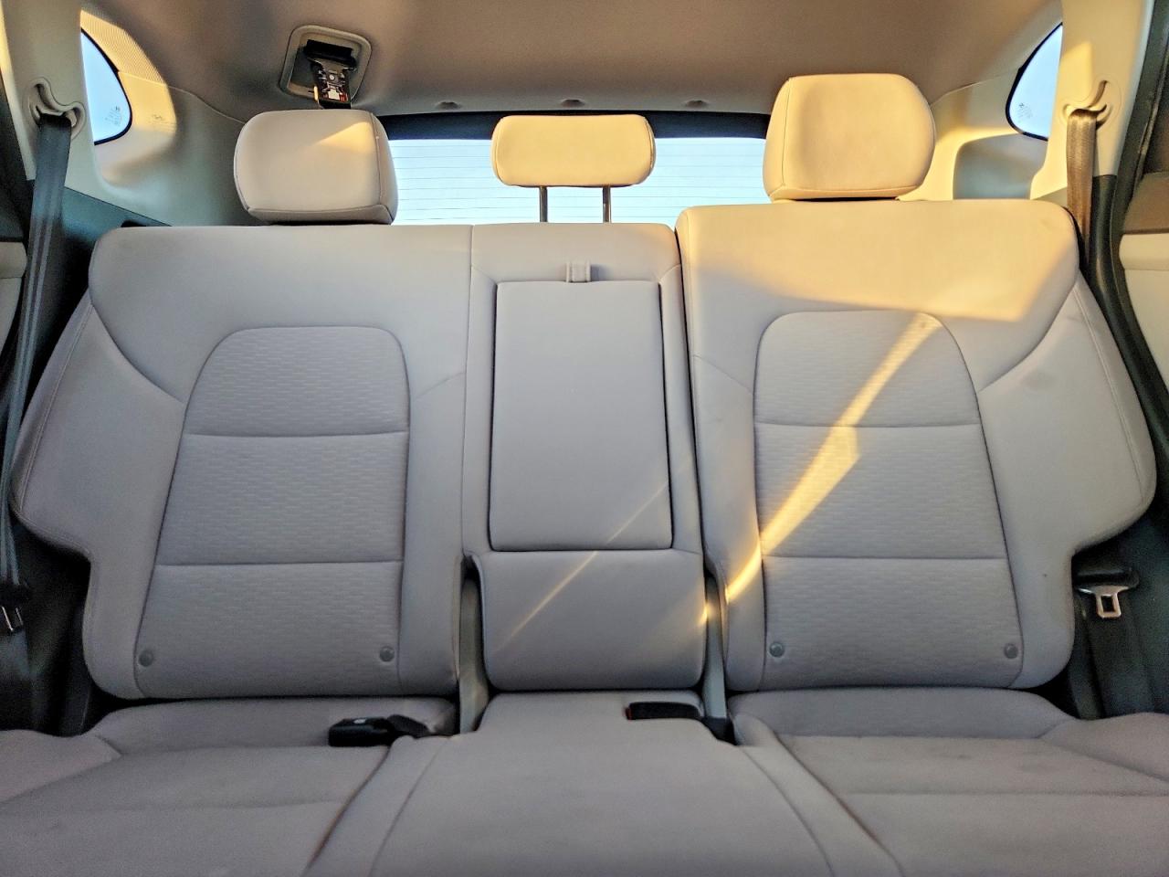 2019 HYUNDAI TUCSON SEL photo 10