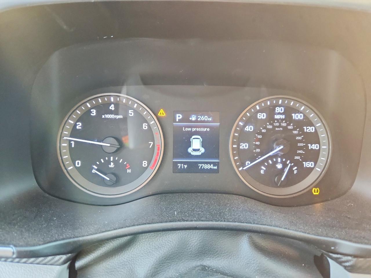 2019 HYUNDAI TUCSON SEL photo 9