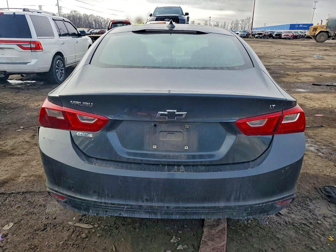 2018 CHEVROLET MALIBU LT photo 6