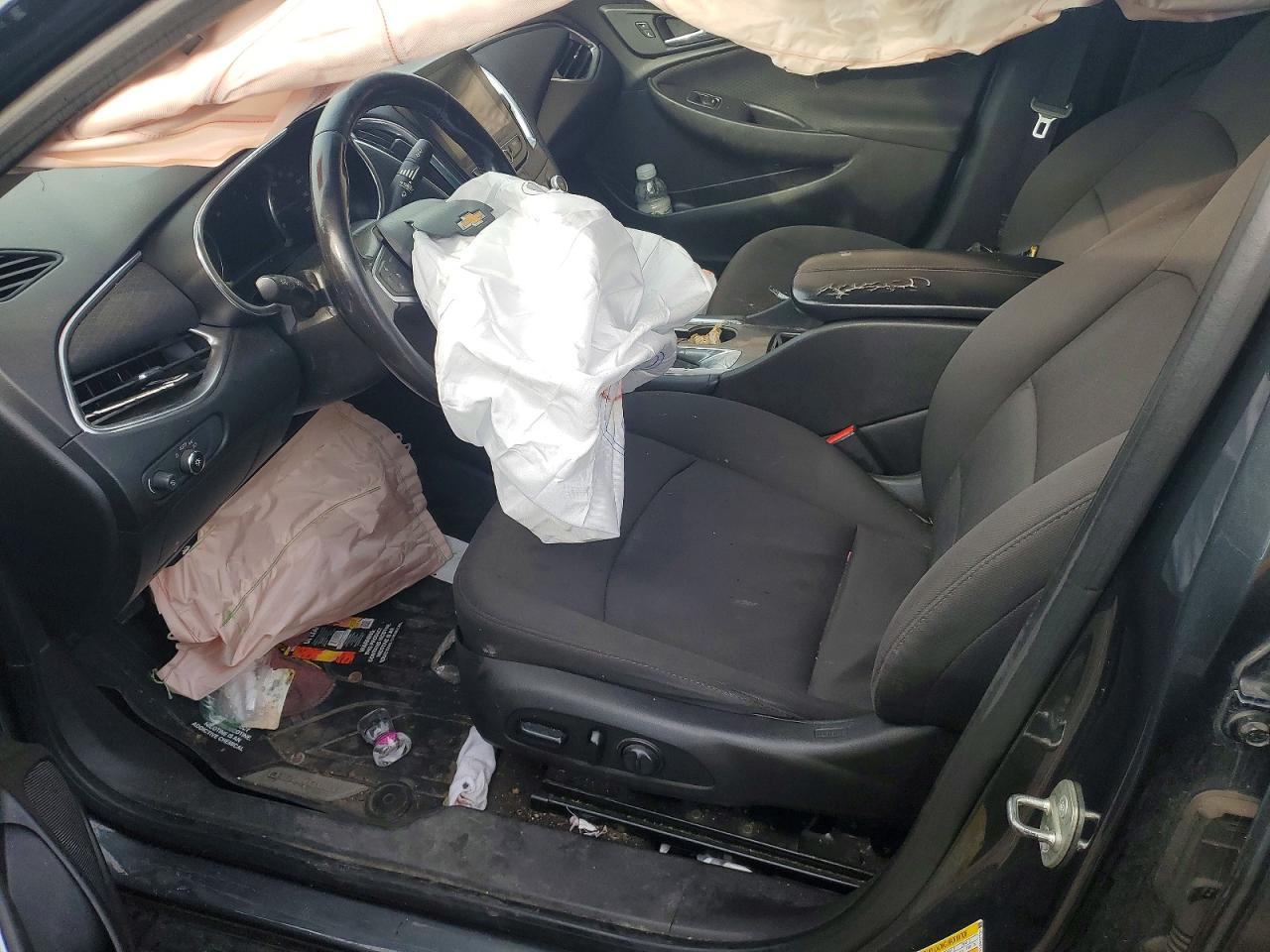 2018 CHEVROLET MALIBU LT photo 7