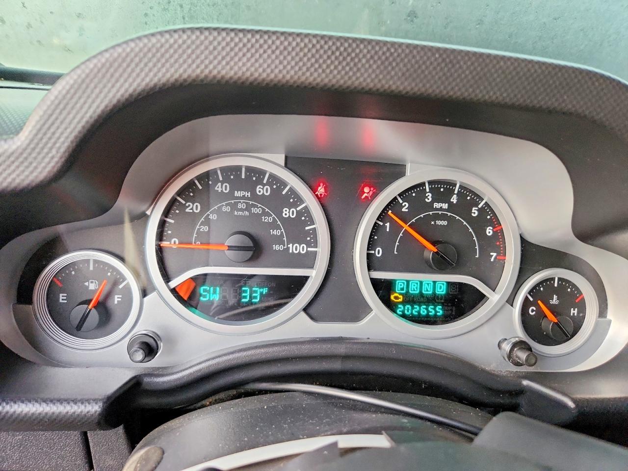 2007 JEEP WRANGLER SAHARA photo 9