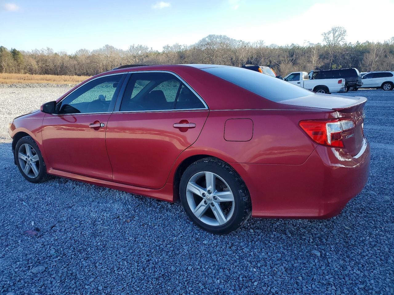 2013 TOYOTA CAMRY L photo 2