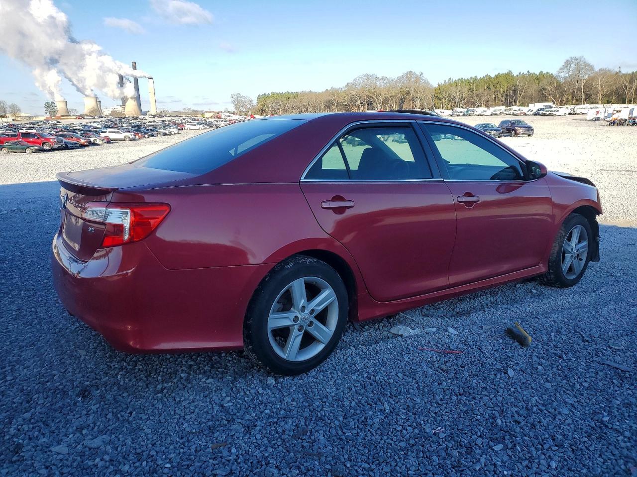 2013 TOYOTA CAMRY L photo 3