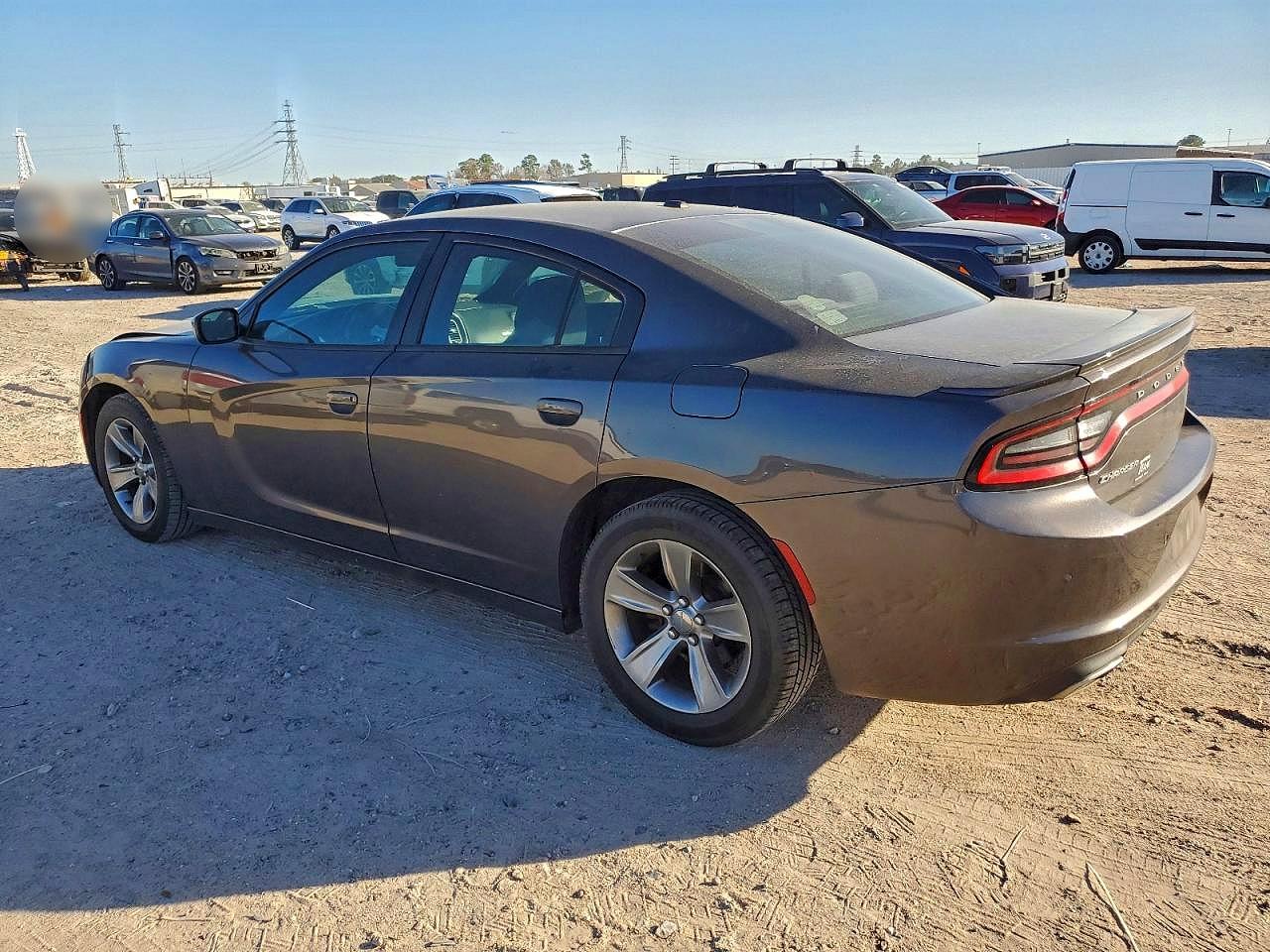 2015 DODGE CHARGER SE photo 2