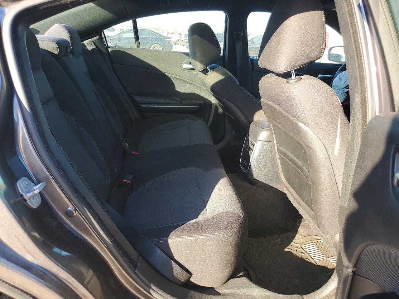 2015 DODGE CHARGER SE photo 10